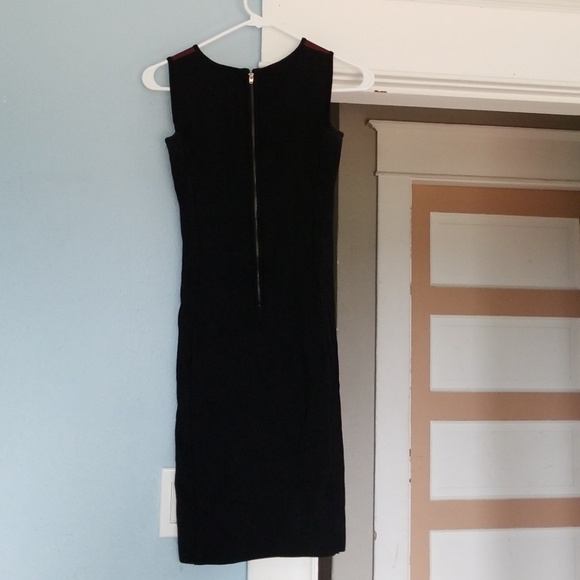 Dress - Picture 2 of 7